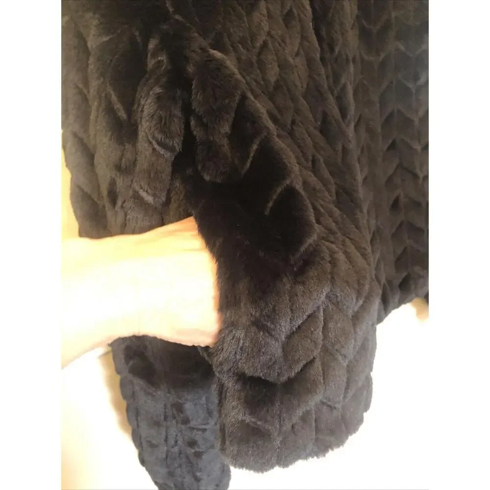NWT Band Of The Free Jacket Women’s M L Black Val Chevron Faux Fur CROPPED - Picture 12 of 16